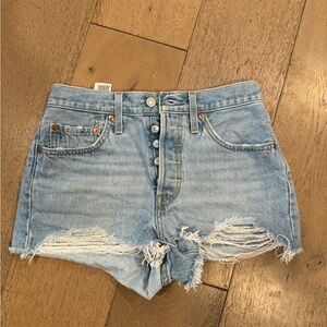 Levi denim shorts - perfect condition